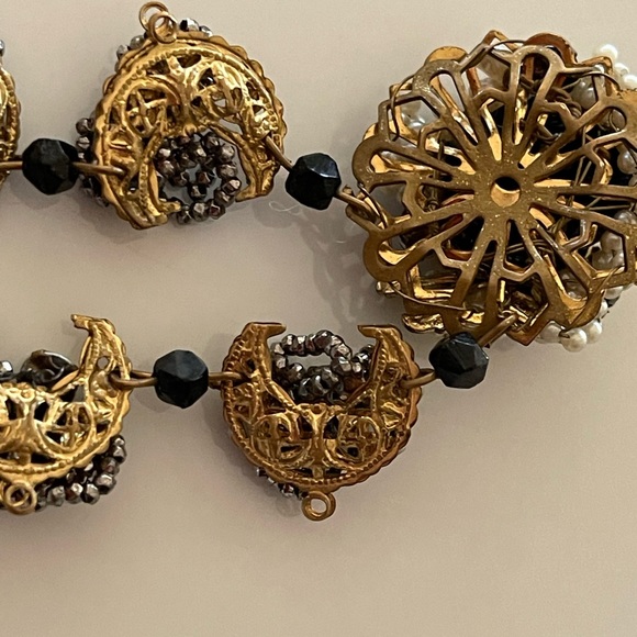 Haskell Diamonte Pearl Gold Filigree Black Pendant Signed Vintage Necklace - Picture 9 of 14